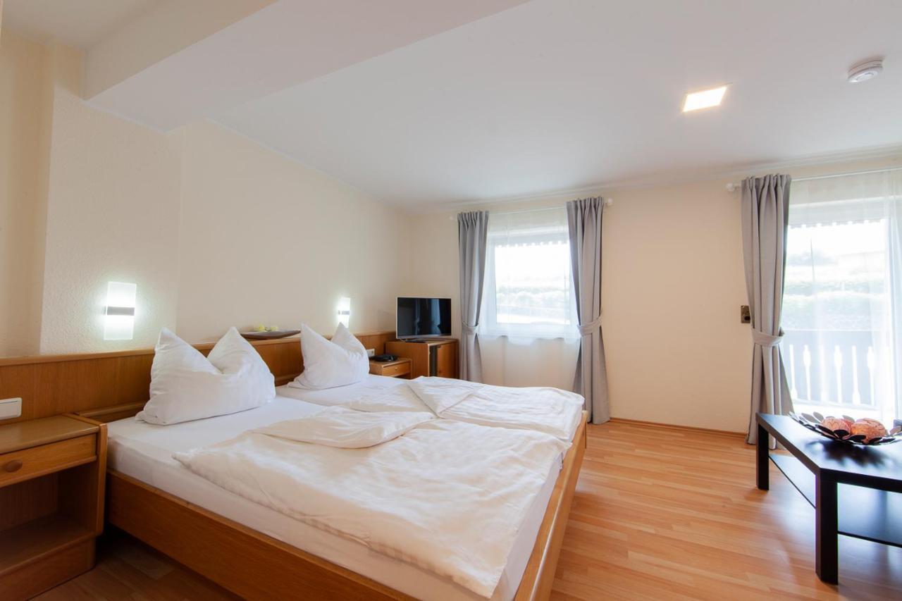 Appartementhaus Eifeladventures Berlingen Ngoại thất bức ảnh
