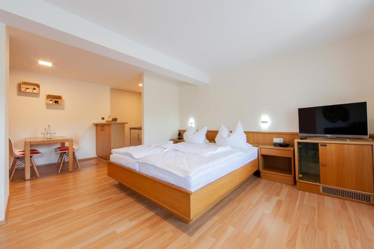 Appartementhaus Eifeladventures Berlingen Ngoại thất bức ảnh
