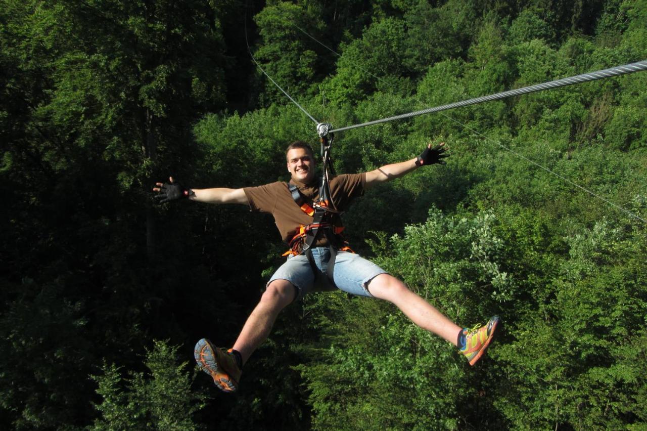 Appartementhaus Eifeladventures Berlingen Ngoại thất bức ảnh