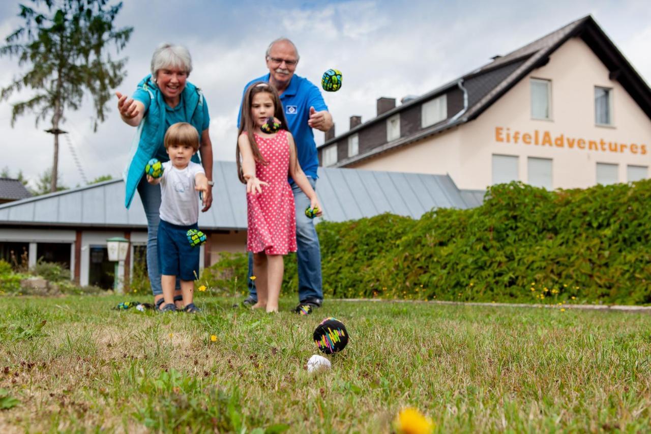 Appartementhaus Eifeladventures Berlingen Ngoại thất bức ảnh
